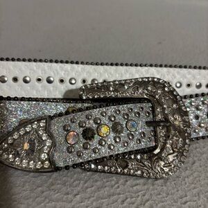 Bling Bling Womens Elegant Western Sparkly Silver Studded Belt missing belt loop